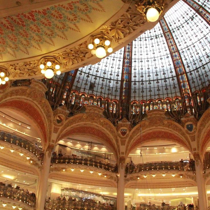 Family-friendly shopping and daily life in Portugal